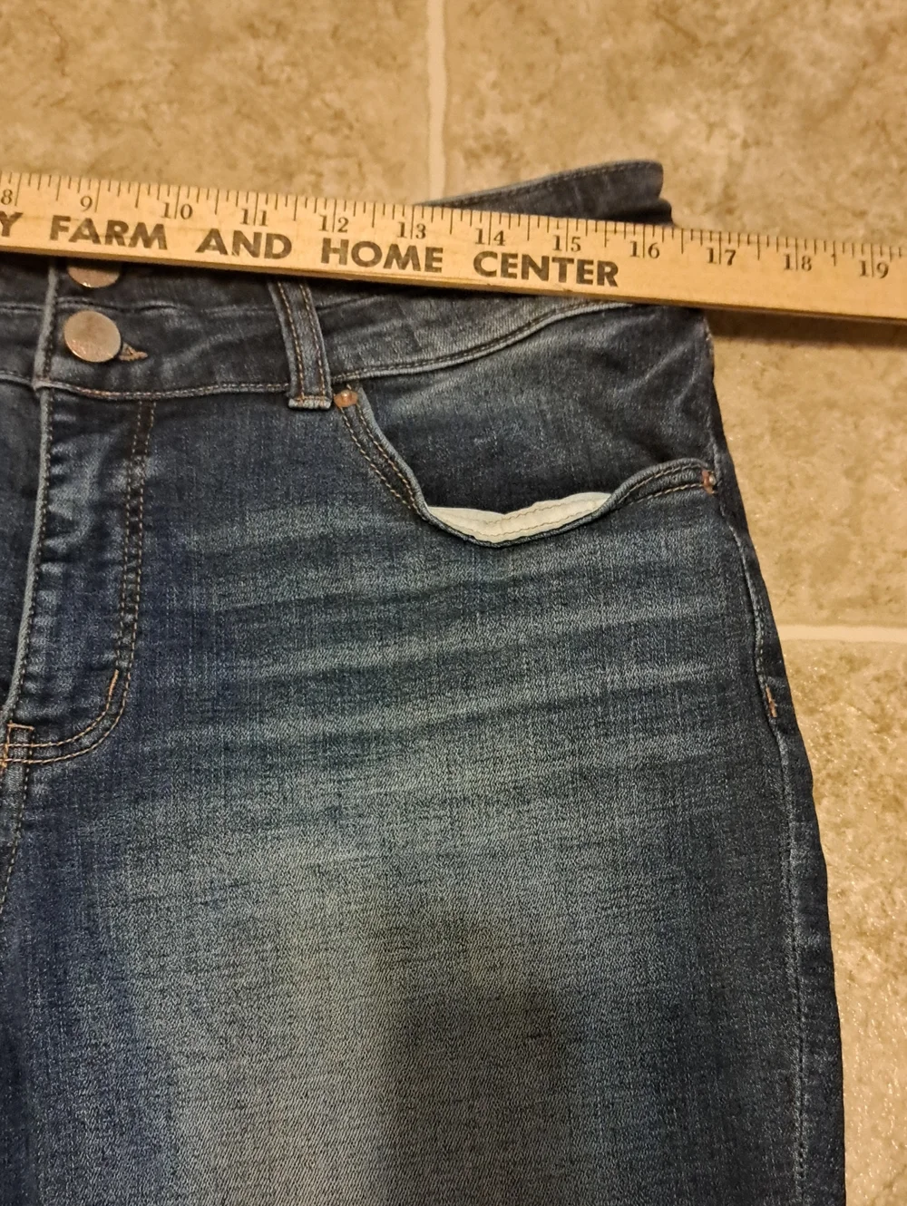 BKE Gabby High Rise Dark Blue Skinny Jeans. Size 31.